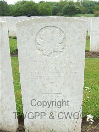 Etaples Military Cemetery - Johnson, Percy